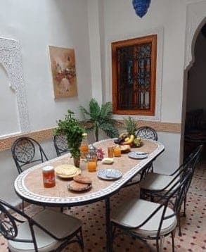 Small Renovated Riad with Title Deed — Laksour — photograph 2
