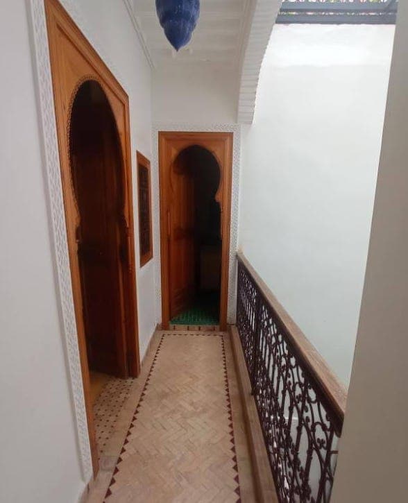 Small Renovated Riad with Title Deed — Laksour — photograph 3